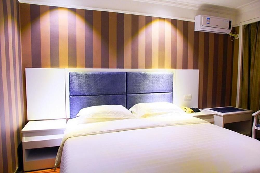 New Zhongxun Business Hotel Yueyang Bagian luar foto