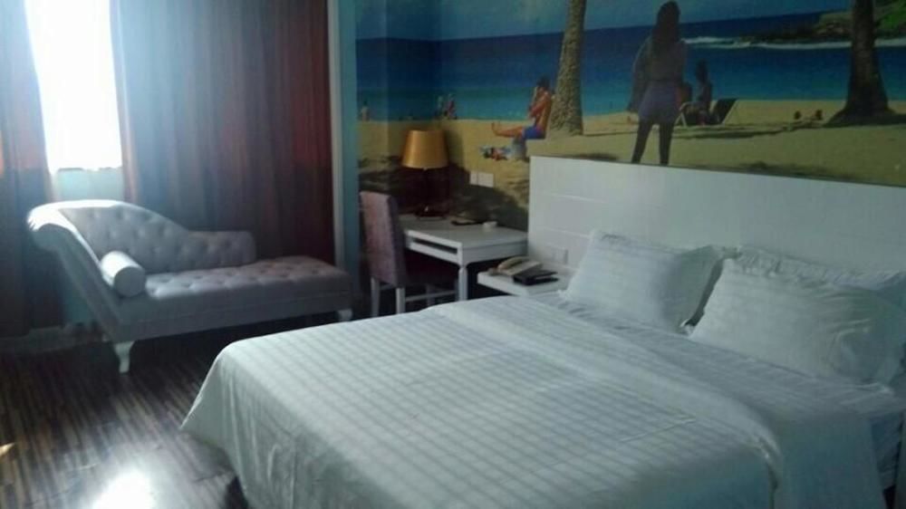 New Zhongxun Business Hotel Yueyang Bagian luar foto