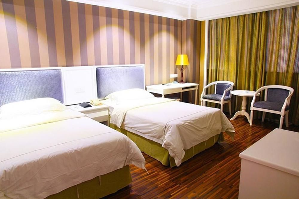 New Zhongxun Business Hotel Yueyang Bagian luar foto
